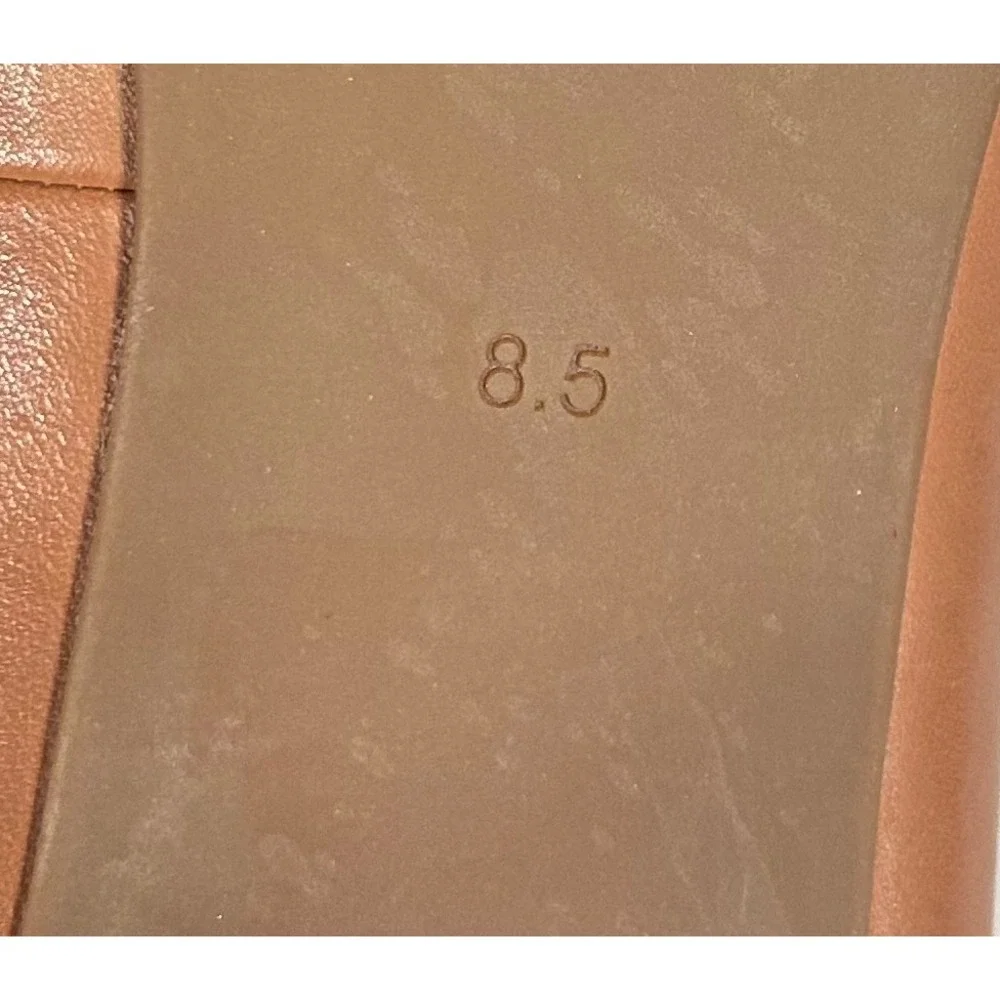 Tory Burch Claire Tan Leather Block Heel Logo Medallion Pumps 8.5M
